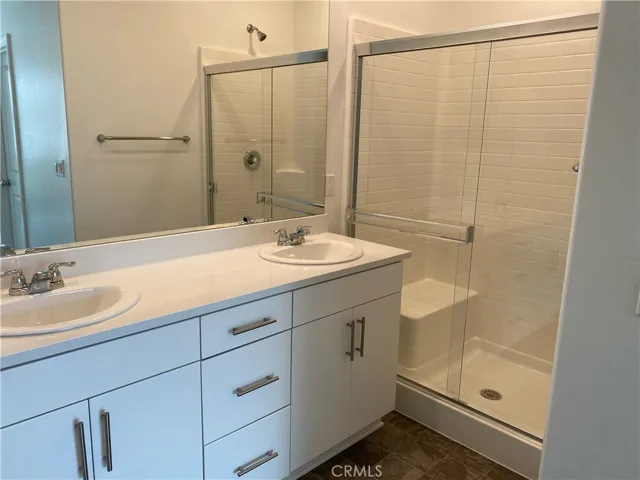 Master restroom