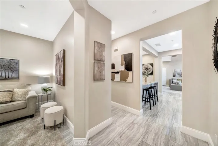 16 Shelburne Street, Ladera Ranch, California 92694