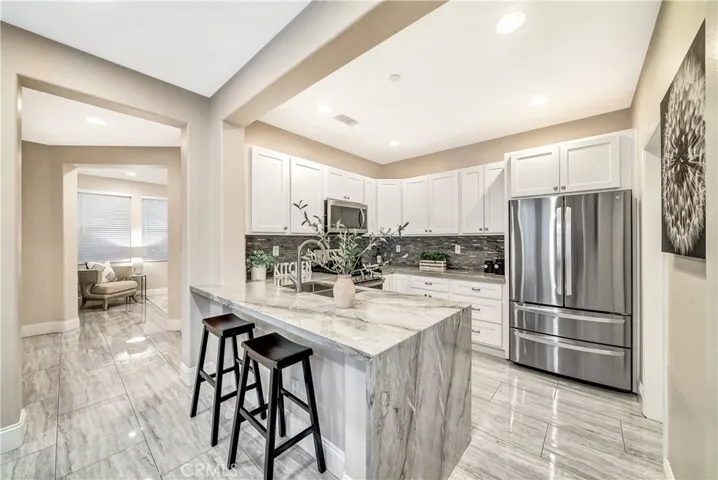 16 Shelburne Street, Ladera Ranch, California 92694