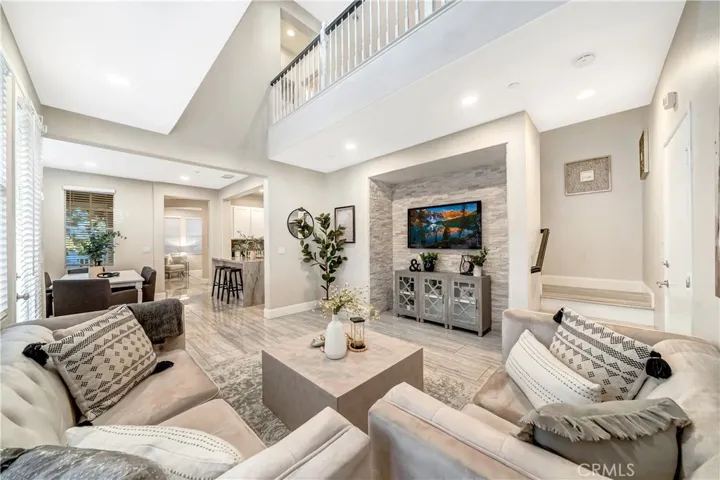 16 Shelburne Street, Ladera Ranch, California 92694
