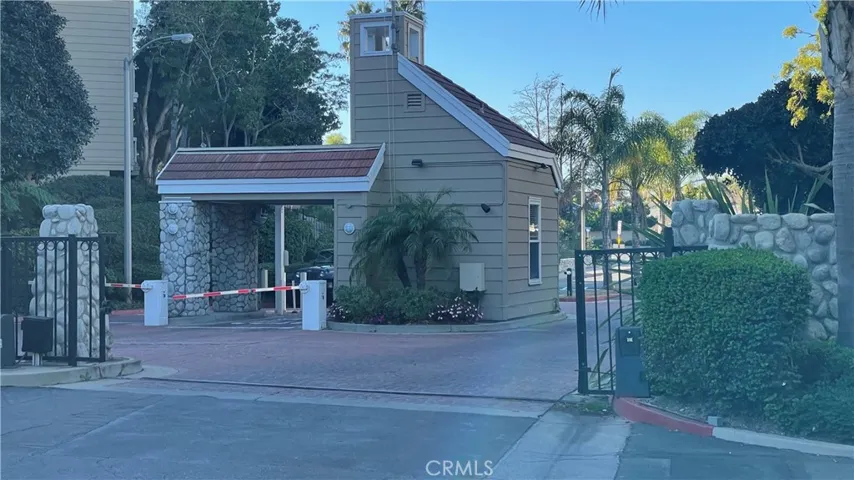 20371 Bluffside Circle Unit 213, Huntington Beach, California 92646