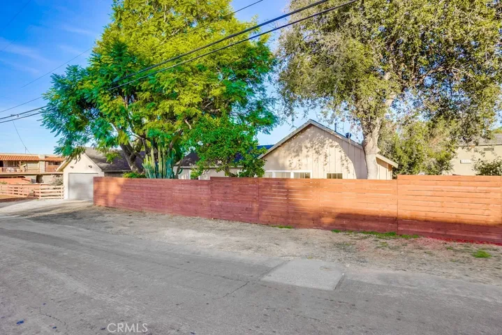 1690 261st Street, Harbor City, California 90710