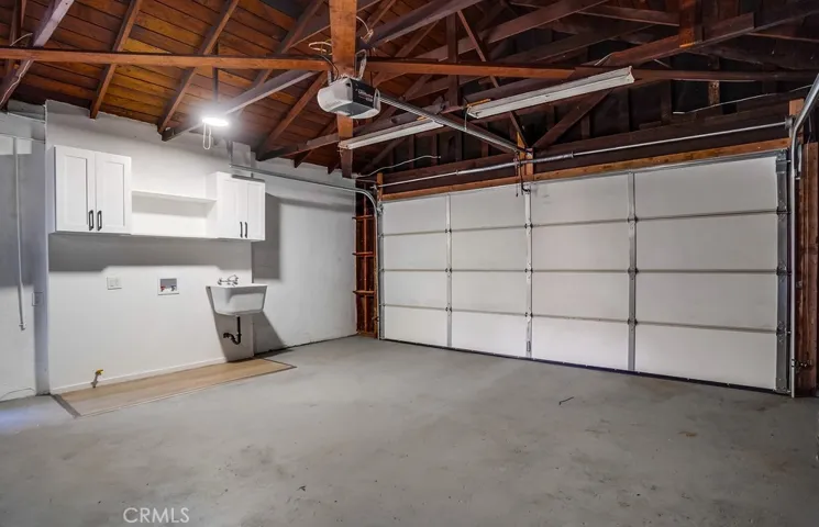 1690 261st Street, Harbor City, California 90710