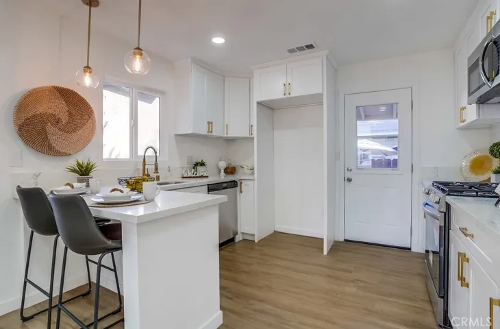 1690 261st Street, Harbor City, California 90710