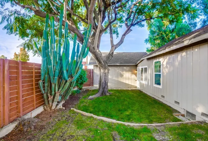 1690 261st Street, Harbor City, California 90710