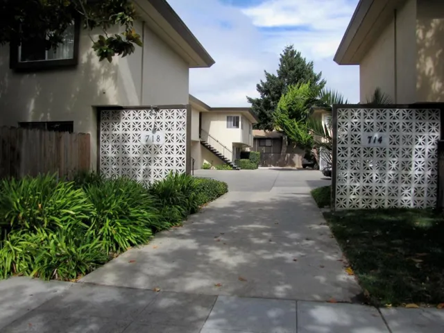 718 N Claremont Street Unit 2, San Mateo, California 94401