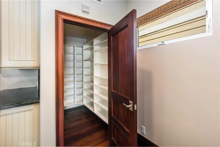 231 15th Street, Seal Beach, California 90740