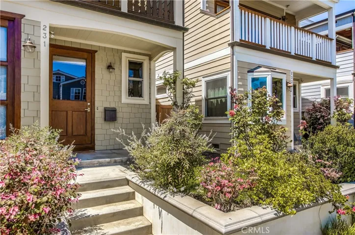 231 15th Street, Seal Beach, California 90740