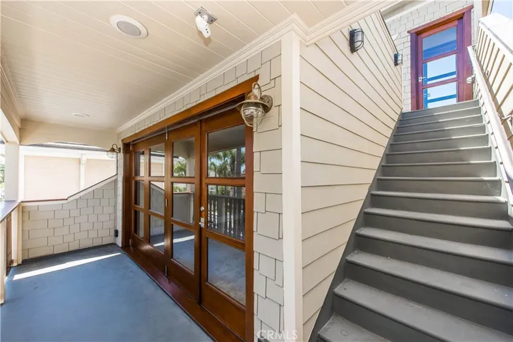 231 15th Street, Seal Beach, California 90740