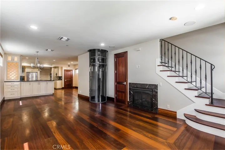 231 15th Street, Seal Beach, California 90740