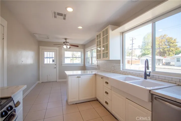 130 Oregon Street, Bakersfield, California 93305