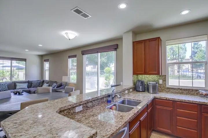 1449 Caminito Sicilia, Chula Vista, California 91915