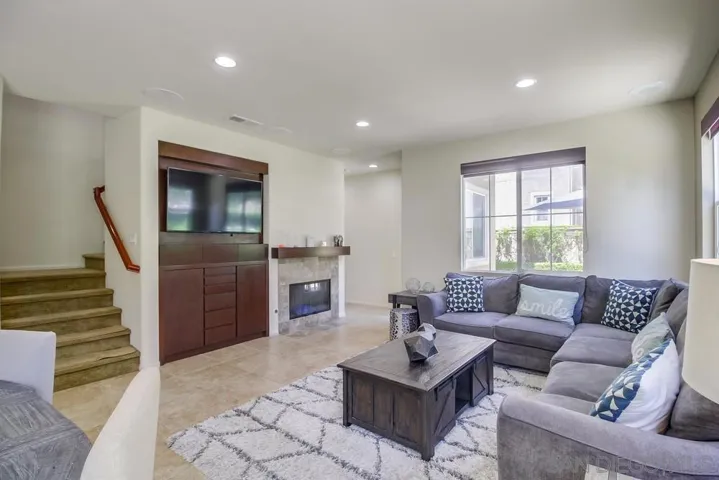 1449 Caminito Sicilia, Chula Vista, California 91915