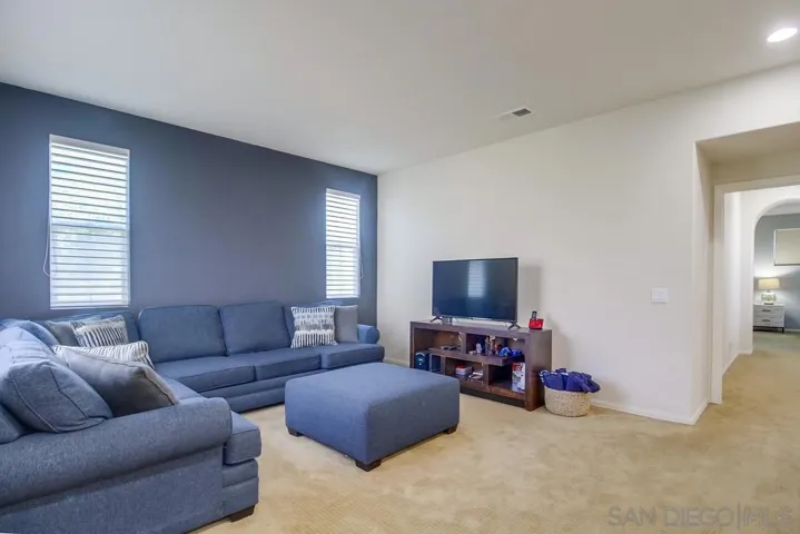 1449 Caminito Sicilia, Chula Vista, California 91915