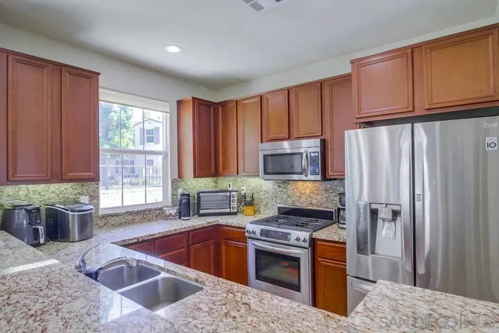 1449 Caminito Sicilia, Chula Vista, California 91915