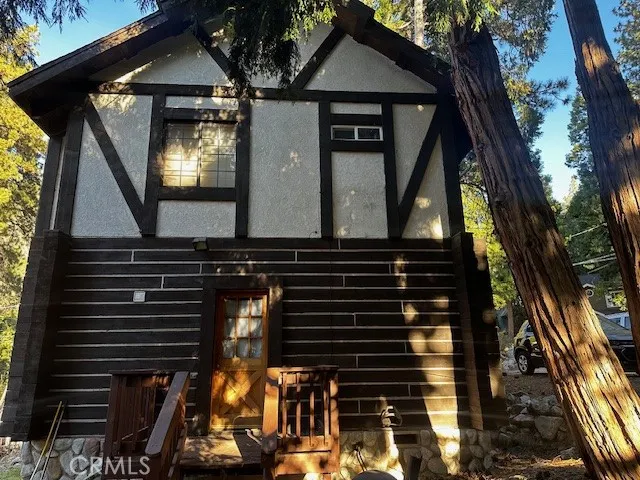 9296 Hemlock Drive, Forest Falls, California 92339