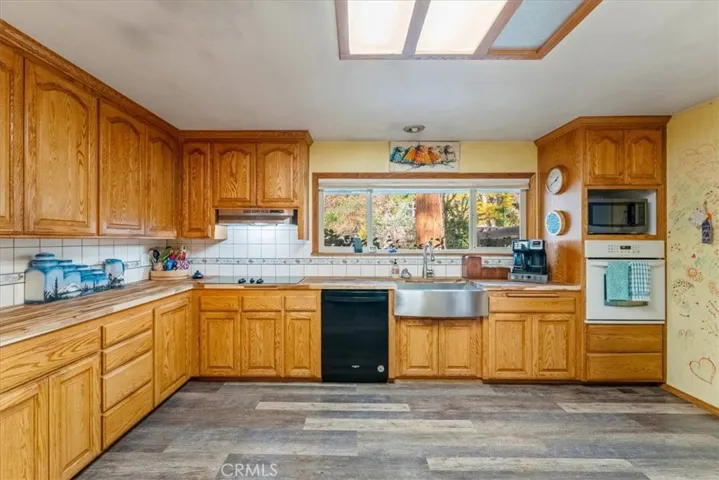 4111 Caldwell Avenue, Dunsmuir, California 96025