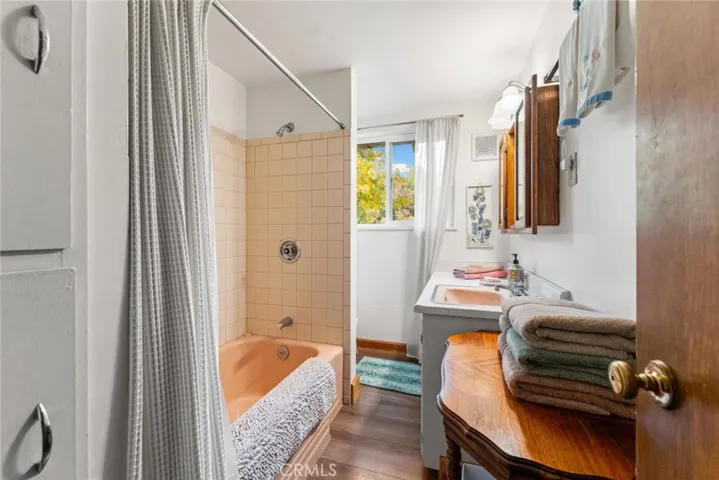 4111 Caldwell Avenue, Dunsmuir, California 96025