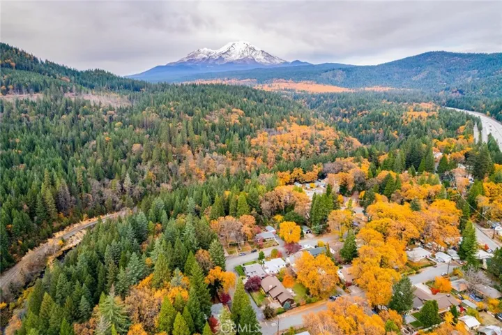 4111 Caldwell Avenue, Dunsmuir, California 96025
