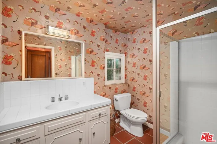 122 S Westgate Avenue, Los Angeles, California 90049