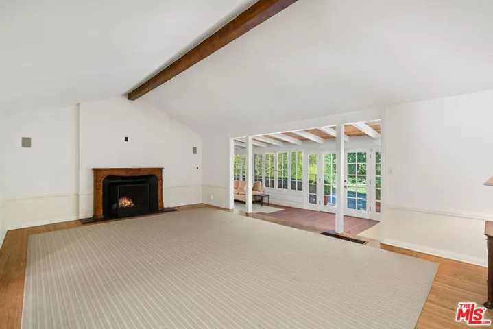 122 S Westgate Avenue, Los Angeles, California 90049