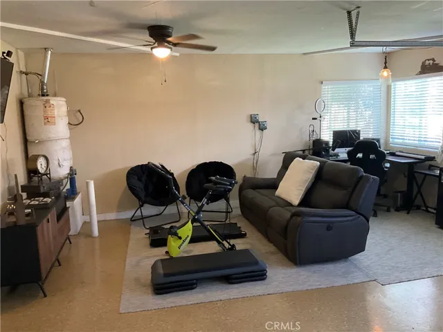 844 S Driftwood Avenue, Rialto, California 92376