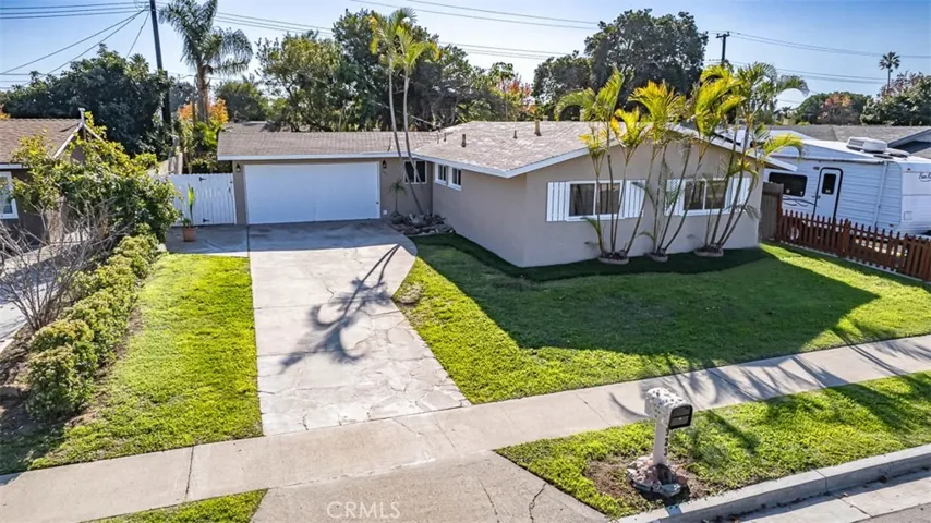 923 W Wilson Street, Costa Mesa, California 92627
