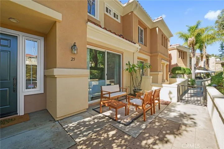 25 Via Vicini, Rancho Santa Margarita, California 92688