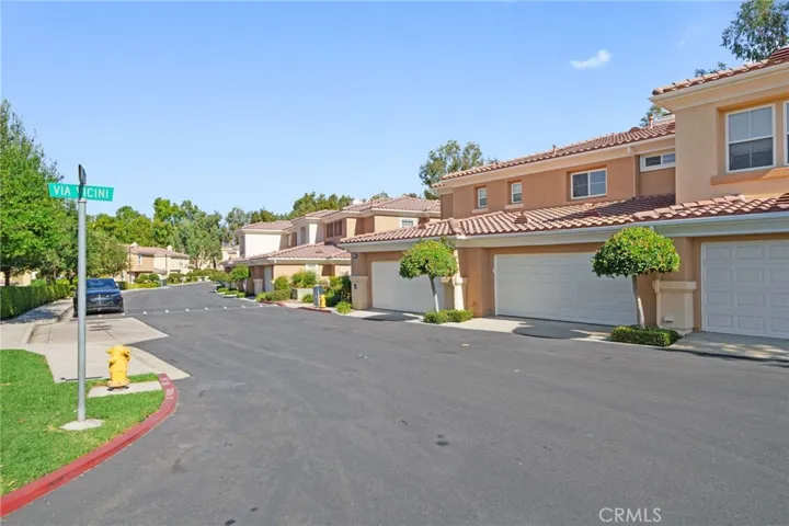 25 Via Vicini, Rancho Santa Margarita, California 92688