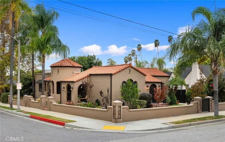 228 Oaks Avenue, Monrovia, California 91016