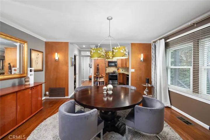 228 Oaks Avenue, Monrovia, California 91016