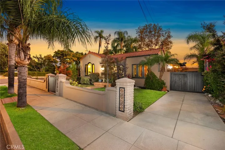 228 Oaks Avenue, Monrovia, California 91016