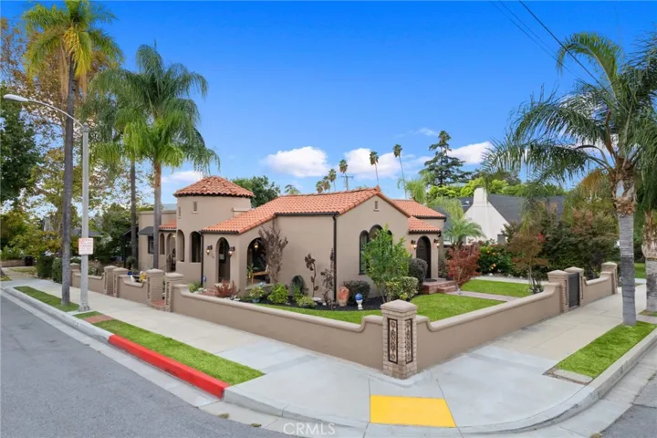 228 Oaks Avenue, Monrovia, California 91016
