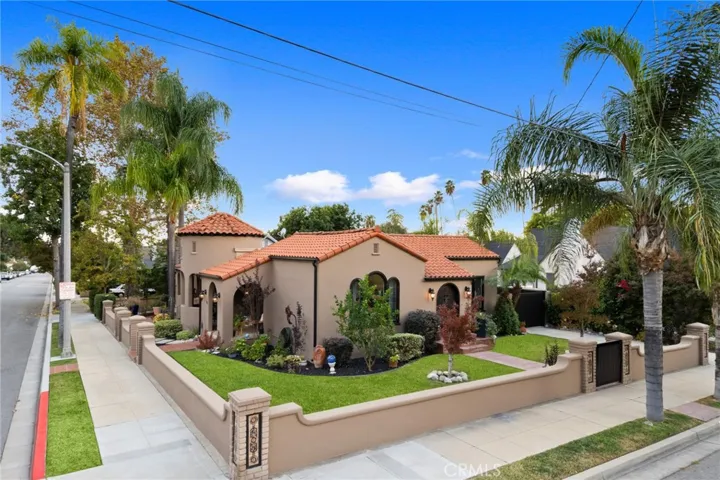 228 Oaks Avenue, Monrovia, California 91016