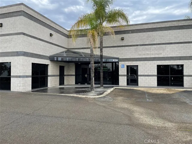 814 Berry Court, Upland, California 91786