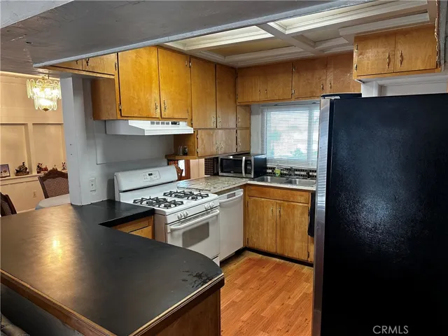 8622 Sunridge Drive, Santee, California 92071
