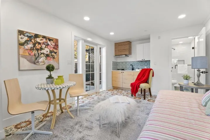 1124 5th Avenue, Redwood City, California 94063