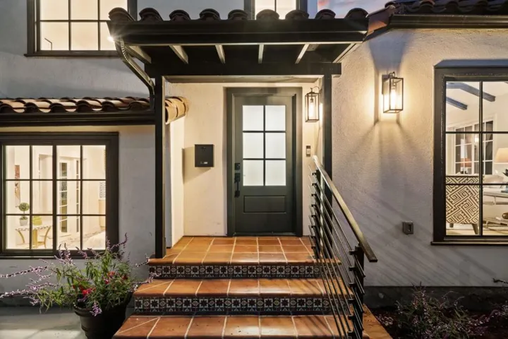 1124 5th Avenue, Redwood City, California 94063