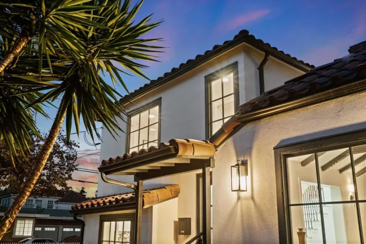 1124 5th Avenue, Redwood City, California 94063
