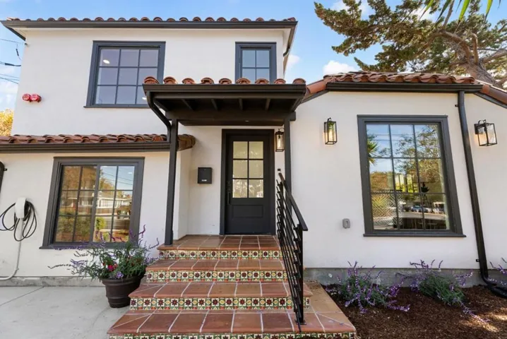 1124 5th Avenue, Redwood City, California 94063