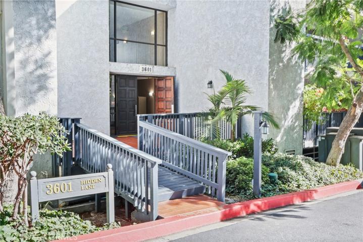 3601 W Hidden Lane Unit 111, Rolling Hills Estates, California 90274