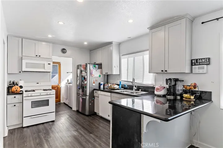 656 Remuda Drive, Glendora, California 91740