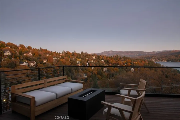 27452 Alpen Drive, Lake Arrowhead, California 92352
