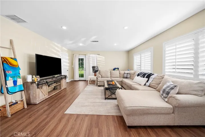 2220 Dippon Lane, Escondido, California 92027