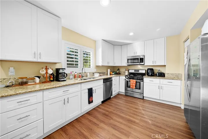2220 Dippon Lane, Escondido, California 92027