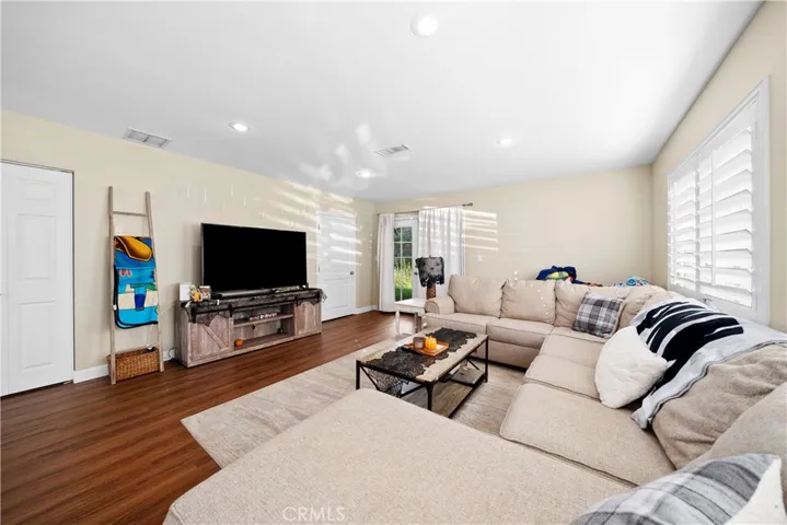 2220 Dippon Lane, Escondido, California 92027