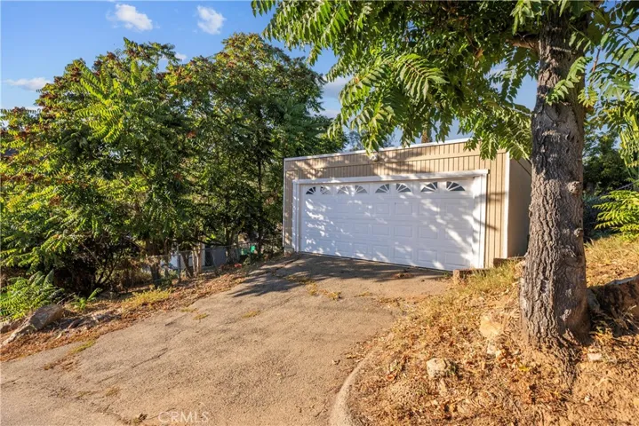 2 car detached garage with driveway parking