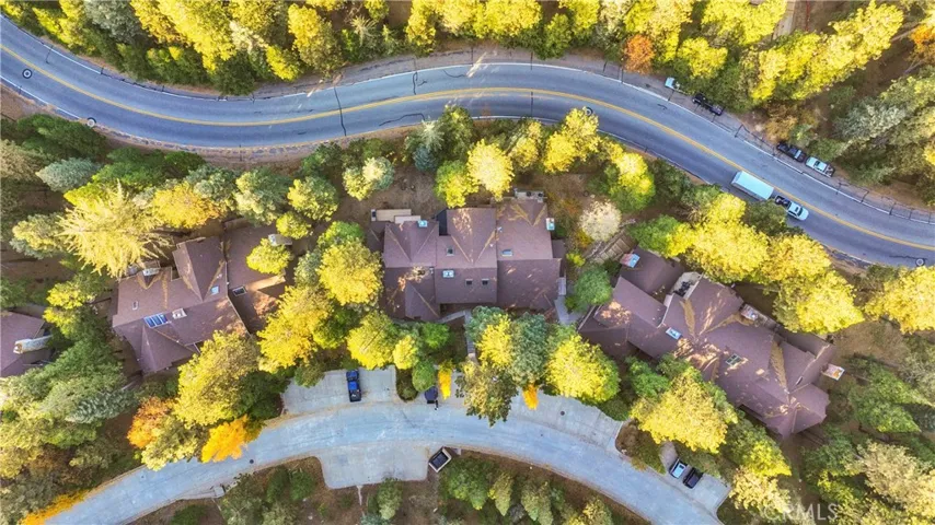 27476 White Fir Drive, Lake Arrowhead, California 92352