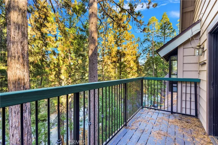 27476 White Fir Drive, Lake Arrowhead, California 92352