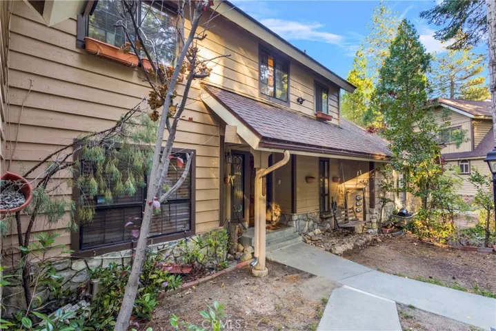 27476 White Fir Drive, Lake Arrowhead, California 92352